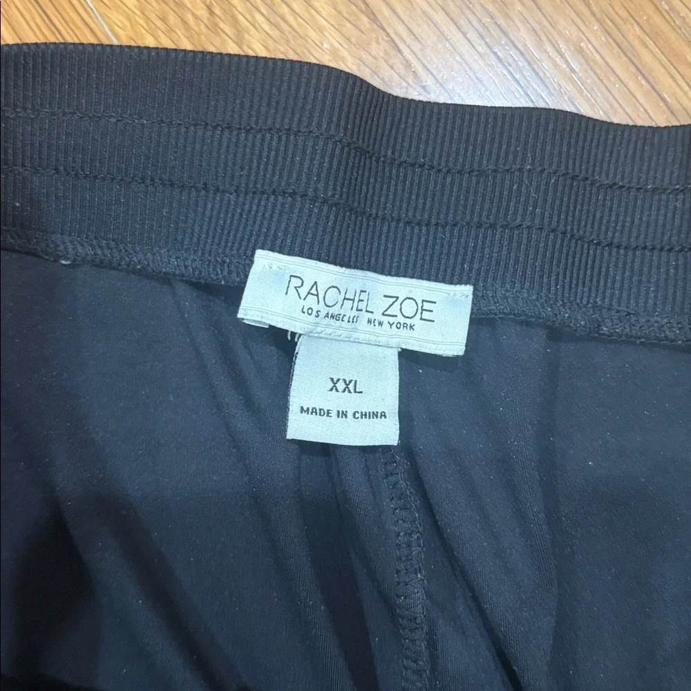 Women Black Jogger Pants - Picture 3 of 3